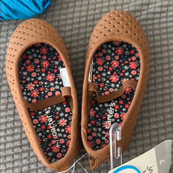 12-24 Month Baby Toddler Bundle Dresses Sets Shoes. See description for details. - Picture 10 of 14